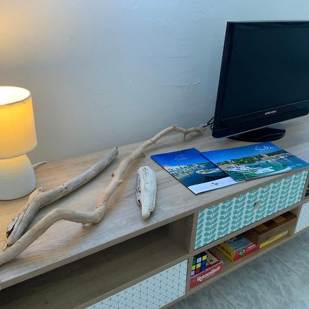 Solenta - Sunny & Bright Apartment Near Beach W Self Checkin Nečujam Екстериор снимка