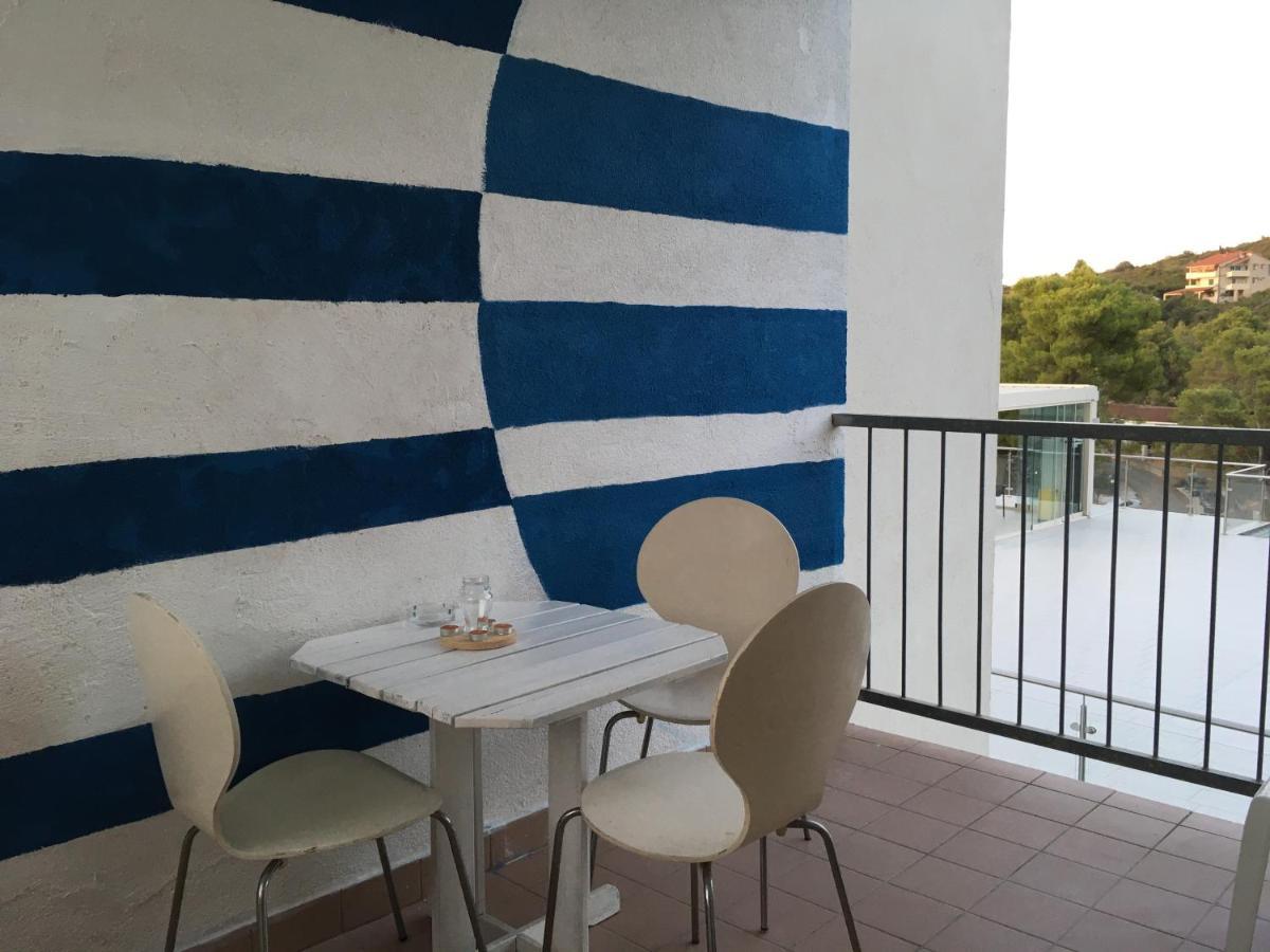 Solenta - Sunny & Bright Apartment Near Beach W Self Checkin Nečujam Екстериор снимка