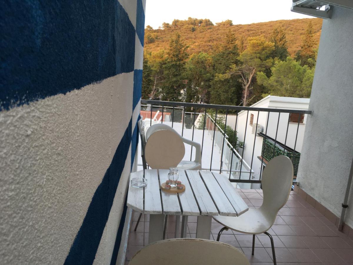 Solenta - Sunny & Bright Apartment Near Beach W Self Checkin Nečujam Екстериор снимка